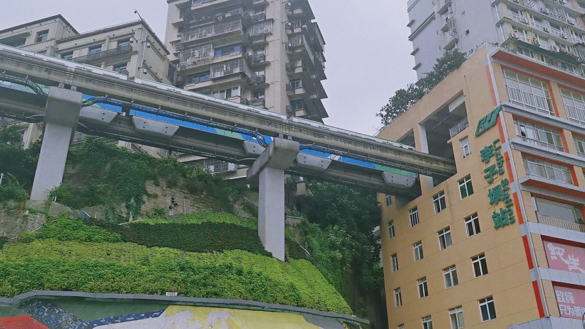 Videoframe_20210628_164945_com.huawei.himovie_mh1625105617430